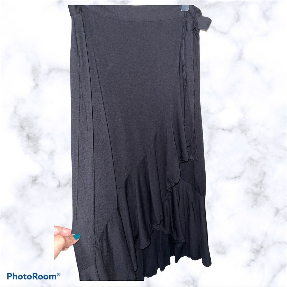 Max Studio Black Asymmetric Ruffle High-Low Skirt - Picture 5 of 7